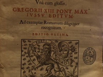 Obra del mes de Diciembre 2023. Decretum Gratiani, 1613
